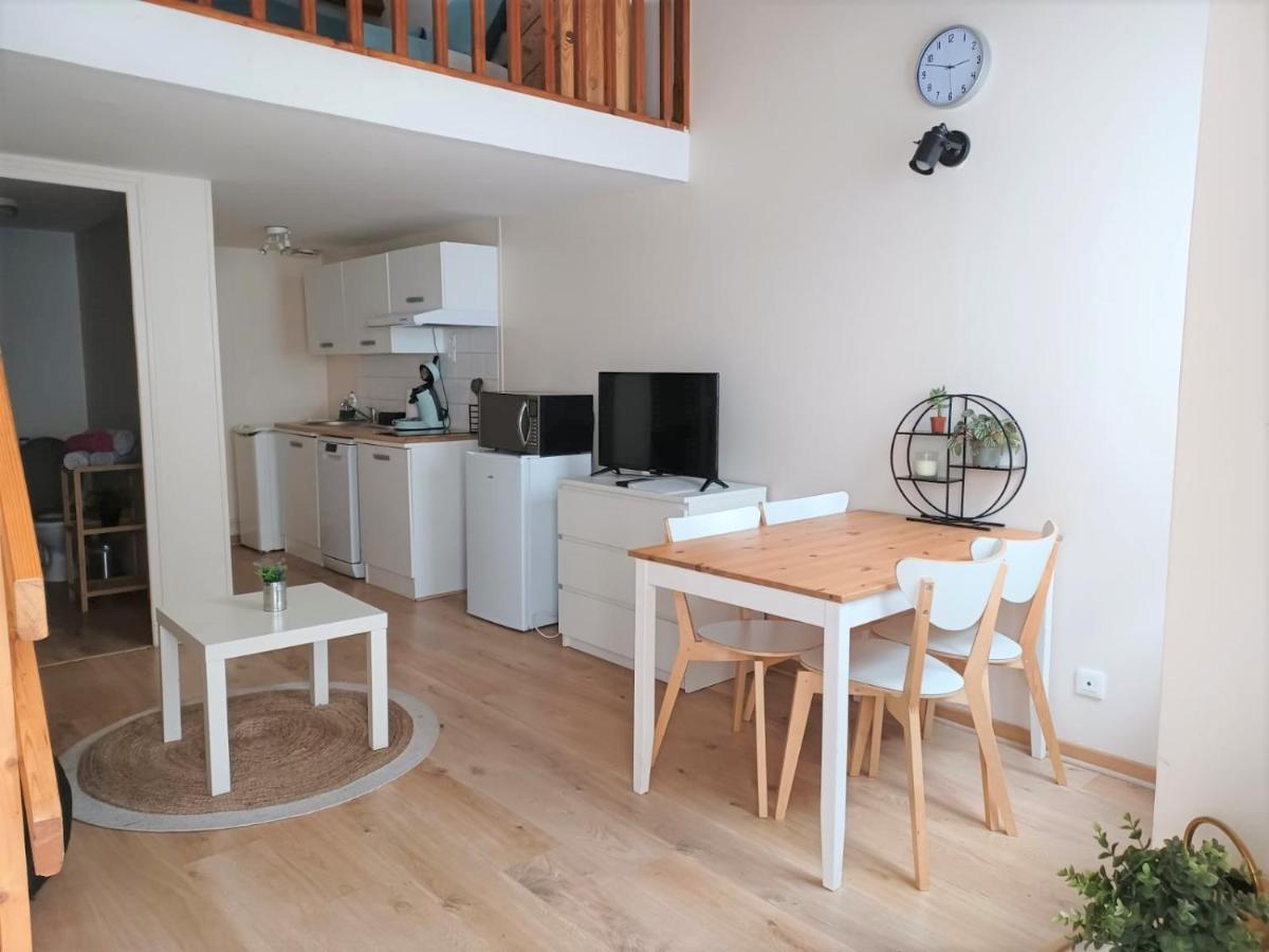 Duplex A La Gare Du Mans Bed & Breakfast Льо Ман Екстериор снимка