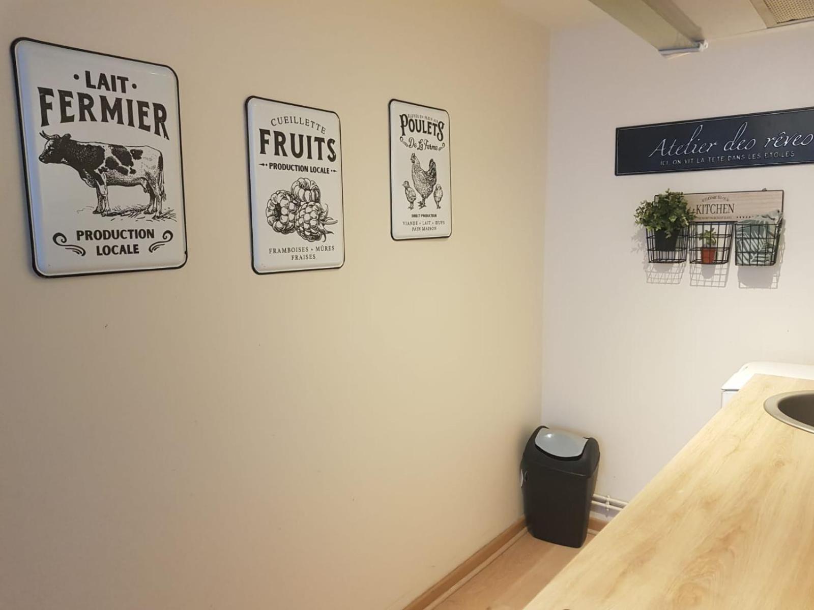 Duplex A La Gare Du Mans Bed & Breakfast Льо Ман Стая снимка